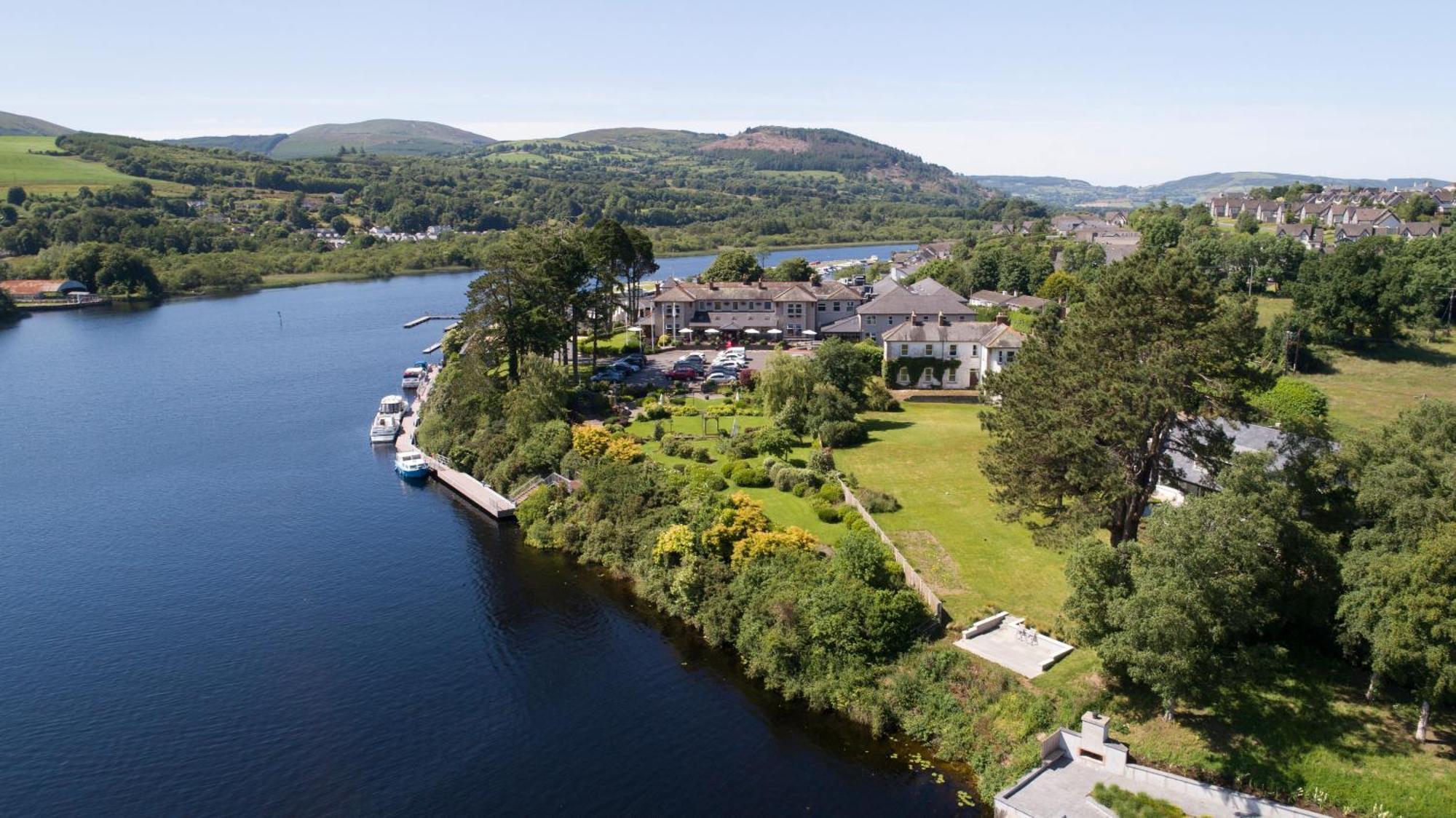 The Lakeside Hotel & Leisure Centre Killaloe Exterior photo