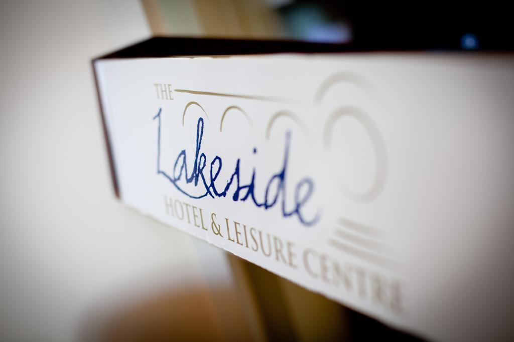 The Lakeside Hotel & Leisure Centre Killaloe Exterior photo